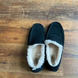 Mens Ugg House Shoes Size 11